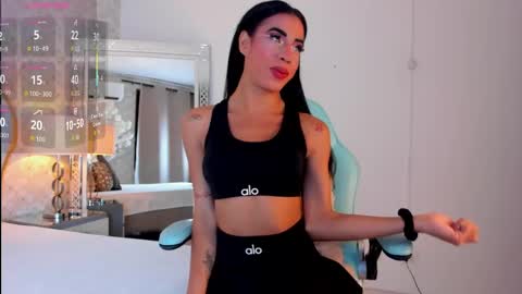 Kata Millants online show from September 2025 06:02:01 AM