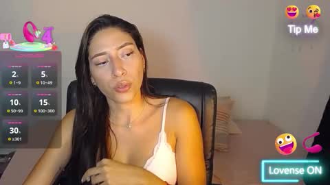 Snapshot of kate_arden chatting on September 2025 10:57:02 PM Carla Palmer online show from September 2025 10:57:02 PM