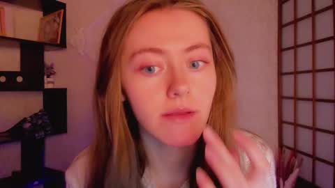 Kate online show from February 2025 05:26:01 AM