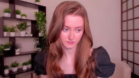 Kate online show from September 2025 02:33:02 AM