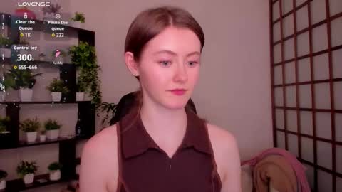 Snapshot of kate_cuddle chatting on March 2026 07:26:02 AM Kate online show from March 2026 07:26:02 AM