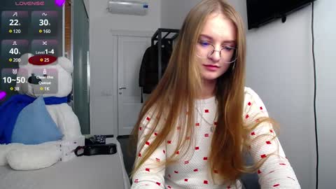 Snapshot of kate_jonson chatting on December 2024 01:13:02 PM .Be kind and gentle with me and I will do my best for you. online show from December 2024 01:13:02 PM