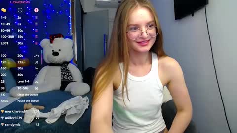 Snapshot of kate_jonson chatting on March 2025 06:12:02 PM .Be kind and gentle with me and I will do my best for you. online show from March 2025 06:12:02 PM