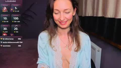 Snapshot of kate_millersi chatting on June 2026 11:35:01 PM Kare online show from June 2026 11:35:01 PM
