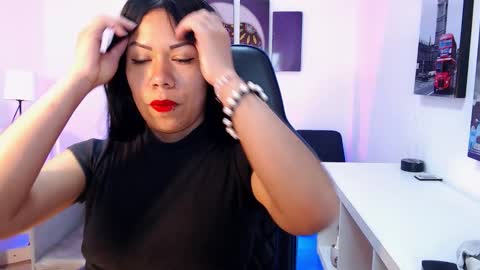 Kate  online show from October 2025 11:11:01 AM