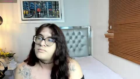 Snapshot of kate_pickman chatting on May 2026 03:26:01 AM kate online show from May 2026 03:26:01 AM