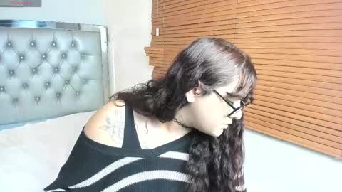 Snapshot of kate_pickman chatting on June 2026 05:34:01 AM kate online show from June 2026 05:34:01 AM