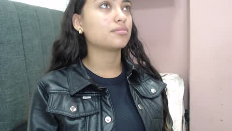 Snapshot of kate_stam chatting on January 2025 02:04:01 PM Kari online show from January 2025 02:04:01 PM