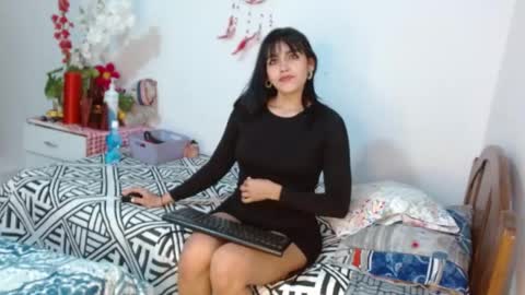 Snapshot of kateangelly chatting on April 2026 01:16:02 AM kateangelly online show from April 2026 01:16:02 AM