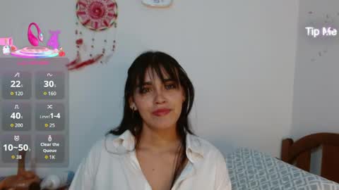 Snapshot of kateangelly chatting on May 2026 02:51:01 AM kateangelly online show from May 2026 02:51:01 AM