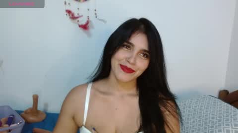 Snapshot of kateangelly chatting on May 2026 09:11:01 PM kateangelly online show from May 2026 09:11:01 PM