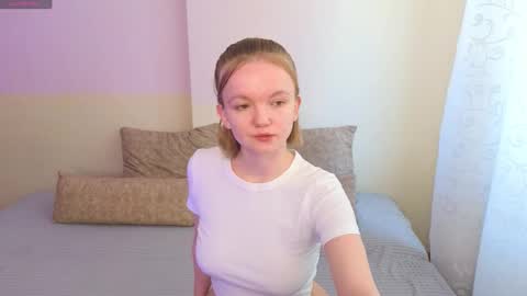 Snapshot of katebunnys chatting on March 2026 04:28:02 AM katebunnys online show from March 2026 04:28:02 AM