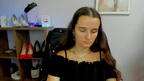 Kate  online show from September 2025 06:36:01 AM