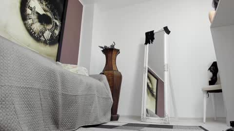 Snapshot of katedolly chatting on February 2025 05:18:02 AM KateDolly online show from February 2025 05:18:02 AM