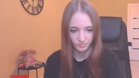 Snapshot of katekayer chatting on September 2025 10:42:02 AM katekayer online show from September 2025 10:42:02 AM