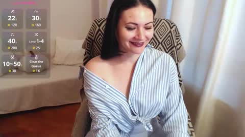 Katelyn online show from November 2025 11:45:01 AM