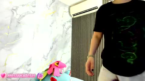 Snapshot of katemoss70 chatting on January 2025 12:16:02 PM Im Katherine but call me Kate online show from January 2025 12:16:02 PM