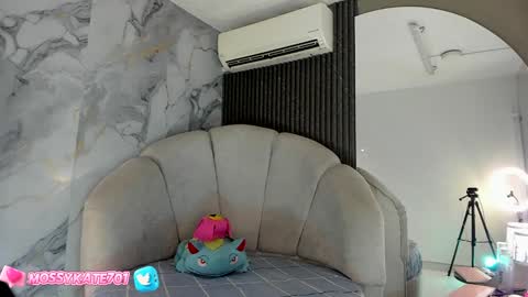 Snapshot of katemoss70 chatting on February 2025 12:14:02 PM Im Katherine but call me Kate online show from February 2025 12:14:02 PM