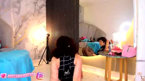 Snapshot of katemoss70 chatting on February 2025 06:24:02 PM Im Katherine but call me Kate online show from February 2025 06:24:02 PM