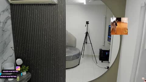 Snapshot of katemoss70 chatting on September 2025 11:57:01 AM Im Katherine but call me Kate online show from September 2025 11:57:01 AM