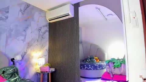 Snapshot of katemoss70 chatting on October 2025 12:47:01 PM Im Katherine but call me Kate online show from October 2025 12:47:01 PM