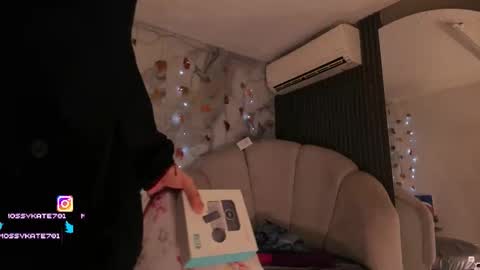 Snapshot of katemoss70 chatting on November 2025 12:19:02 PM Im Katherine but call me Kate online show from November 2025 12:19:02 PM