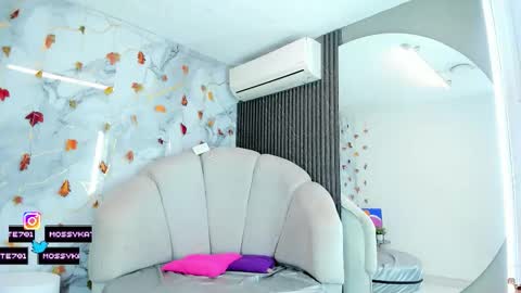 Snapshot of katemoss70 chatting on November 2025 12:20:01 PM Im Katherine but call me Kate online show from November 2025 12:20:01 PM