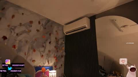 Snapshot of katemoss70 chatting on December 2025 12:21:02 PM Im Katherine but call me Kate online show from December 2025 12:21:02 PM