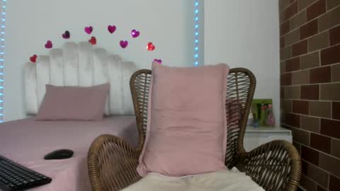 Snapshot of katerin_moore chatting on September 2025 03:57:01 PM katherin moore online show from September 2025 03:57:01 PM
