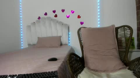 Snapshot of katerin_moore chatting on September 2025 03:34:01 AM katherin moore online show from September 2025 03:34:01 AM