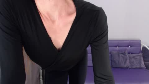 Snapshot of katerinarx chatting on June 2026 11:30:02 AM KaterinaRX online show from June 2026 11:30:02 AM