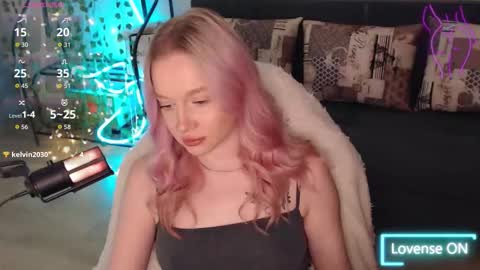 Snapshot of katerinaxvold chatting on October 2025 12:46:02 PM Lisa online show from October 2025 12:46:02 PM
