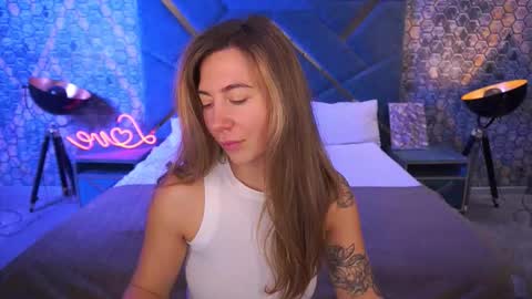 Kate online show from November 2025 07:20:02 AM