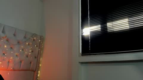 Snapshot of katestone_again chatting on January 2025 02:34:01 PM love meeee online show from January 2025 02:34:01 PM