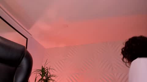 K A T E  online show from February 2025 12:37:02 PM