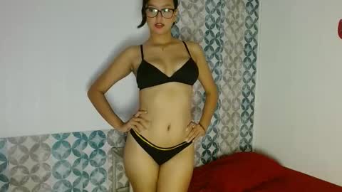 Kathe online show from December 2025 03:54:01 PM