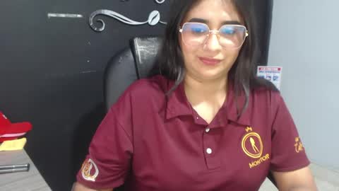 Call me Lau  online show from May 2026 09:46:01 PM