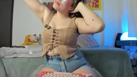 Snapshot of katheerine chatting on March 2026 04:07:02 AM Katherine online show from March 2026 04:07:02 AM