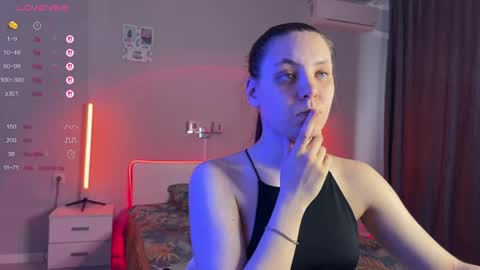 Snapshot of katherine__ross chatting on May 2026 03:50:01 PM katherine__ross online show from May 2026 03:50:01 PM