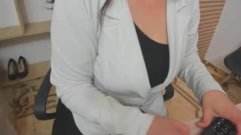 Snapshot of katherine_blair chatting on March 2026 01:37:02 PM katherine_blair online show from March 2026 01:37:02 PM
