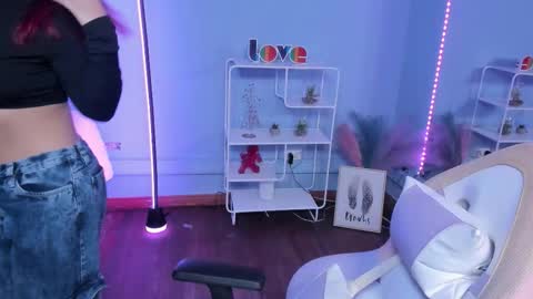 Kathia  online show from February 2026 04:10:01 AM