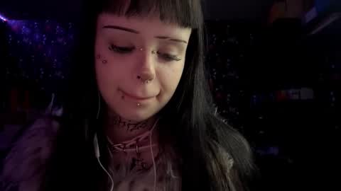 Luna online show from February 2026 03:57:01 PM