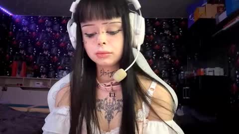 Luna online show from March 2026 01:35:02 PM