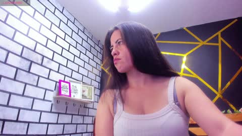 Paola online show from December 2024 04:38:02 PM