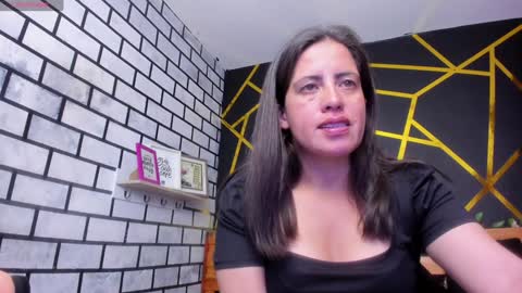 Snapshot of kathina_giraldo chatting on January 2025 03:36:02 PM Paola online show from January 2025 03:36:02 PM