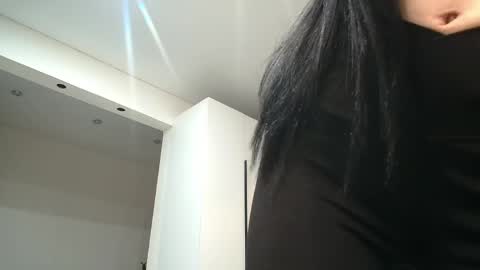KathrineBerry online show from May 2026 06:41:02 AM
