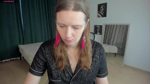 Kathrine online show from November 2025 02:34:02 AM