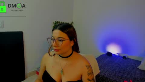 Kay online show from May 2026 05:02:01 AM