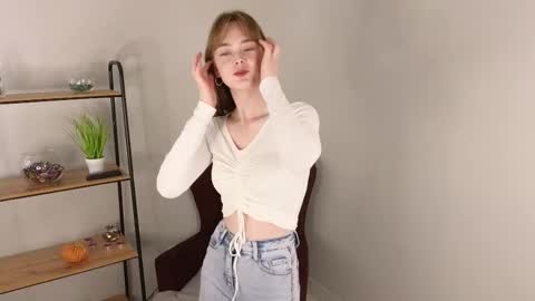 Snapshot of kathryn_bishop chatting on October 2025 07:14:01 PM Jane online show from October 2025 07:14:01 PM