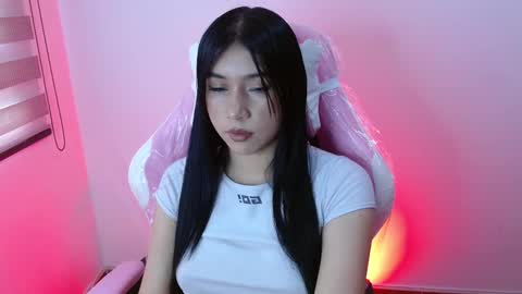 Snapshot of kathy_de chatting on October 2025 05:56:01 PM kathy de online show from October 2025 05:56:01 PM